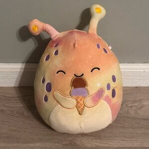 Squishmallows I got That Squad 8" Helmut the Alien with Ice Cream Plush Toy